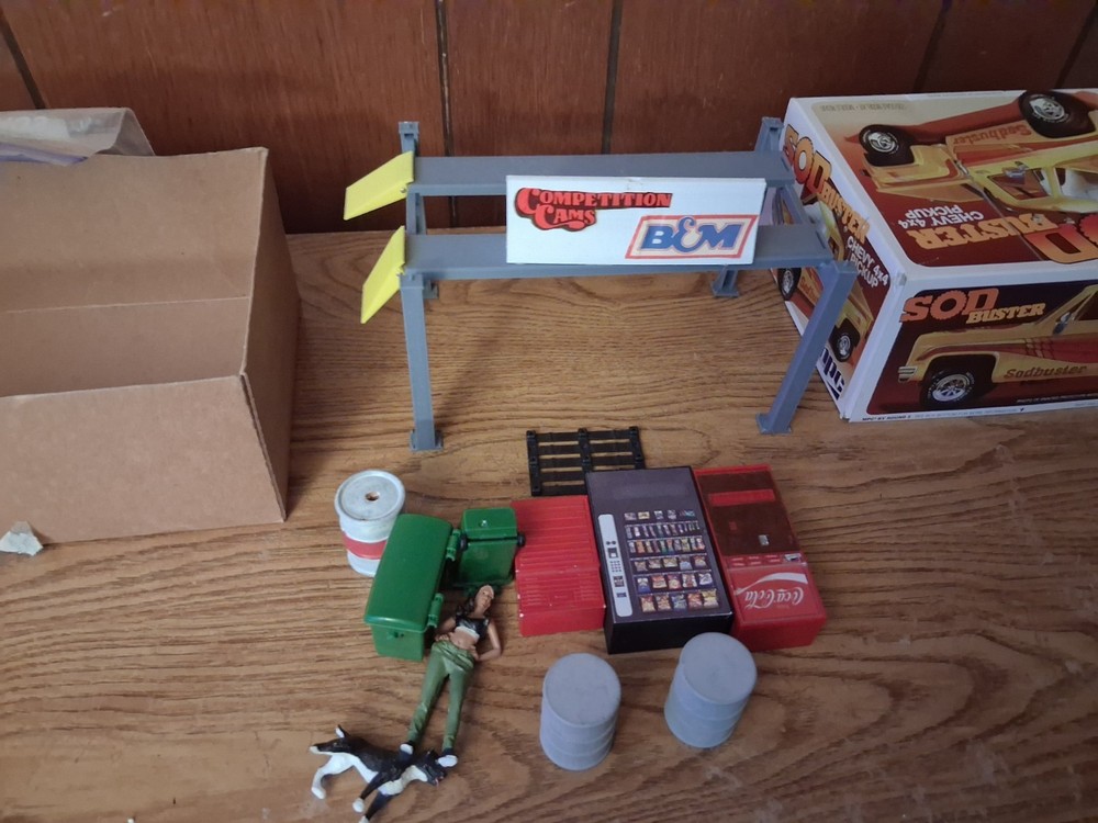 Model Car Junkyard Parts