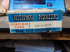 Revell 1st Release: Highway Pioneers 1953 Jaguar XK 120 1/32