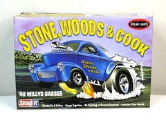 Polar Lights Snap It 1:25 ’40 Willys Gasser Model Kit # POL891