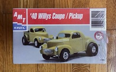 AMT 1/25 Scale Kit 40 WILLYS COUPE / PICKUP #31221 (sealed)