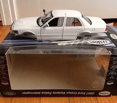 TESTORS 640015 2007 FORD CROWN VICTORIA POLICE INTERCEPTOR (opened,looks comp)