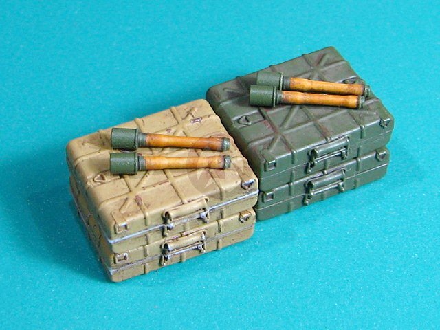 Eureka XXL 1/35 Stielhandgranate M24 German Grenades and Boxes WWII (4 ea) E-046