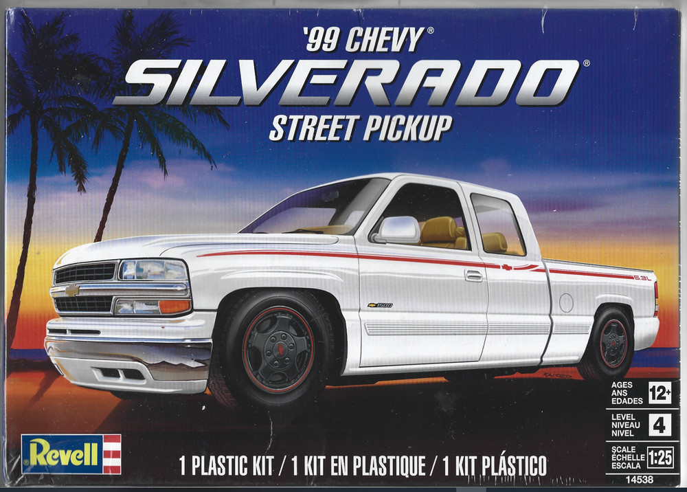 HOT!! Revell ’99 1999 Chevy Silverado Street Pickup Truck in 1/25 4538 (104)