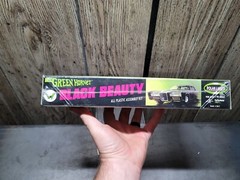 POLAR LIGHTS 1:32 SCALE THE GREEN HORNET ” BLACK BEAUTY ” POL994/12
