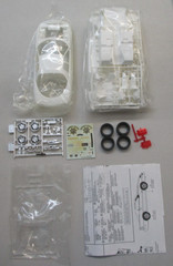 LINDBERG CAMARO Z28 CALIFORNIA HIGHWAY PATROL POLICE CAR 1/20 MODEL KIT 1994