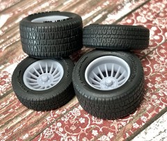 1/24 Scale: 15-inch “Western Cyclone II” Resin Wheels W/ Wide Rear Tires