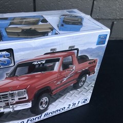 Monogram Trucks 1980 ’80 Ford Bronco 2 ‘n 1 85-7214 Sealed 1:24 Scale