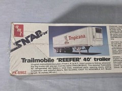 Vintage 1/32 AMT MATCHBOX SNAPFIT TROPICANA REEFER TRAILER FACTORY SEALED 1980