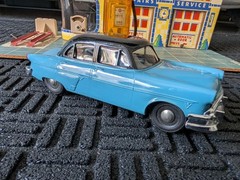 1954 FORD V-8 * 4 DOOR 1/25 scale – PROMO – Friction original