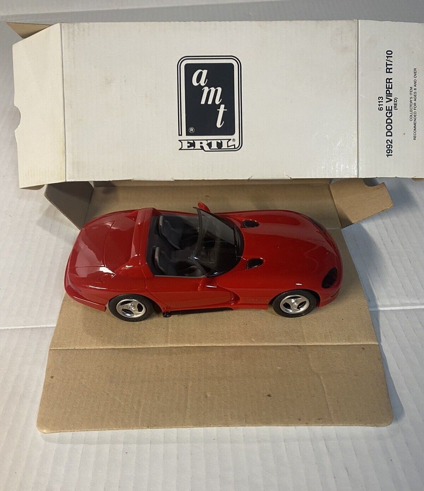 AMT/ERTL 1993 DODGE VIPER RT/10 Black Plastic NIB
