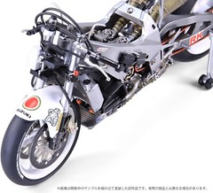 PLATZ/BEEMAX 1/12 SUZUKI RGV-GAMMA (XR79) 1993 WGP500 CHAMPION Model Kit BX13001