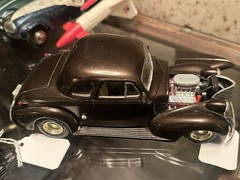 Detailed Model of A Customized 1939 Chevrolet Coupe Hot Rod. 1:24 Monogram Kit