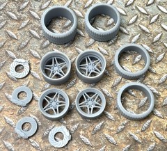 1/24 Scale: 21/20 Inch “Weld S81” Wheels W/ Wide Rear Street Tires