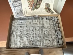 1/35 Dragon Sd.Kfz.171 Panther G w/Steel Road Wheels #KIT. 5491
