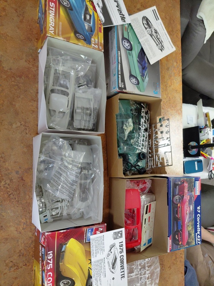 Corvett Plastic Models Parts/ Build Lot Of 4Open Boxs Look Complete, Unbuilt