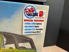 AMT 1972 GMC JIMMY RETRO DELUXE 1:25 SCALE KIT – FACTORY SEALED NEW