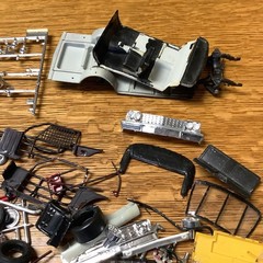 Miscellaneous Model Parts Used Parts Only Almost 2 Pounds
