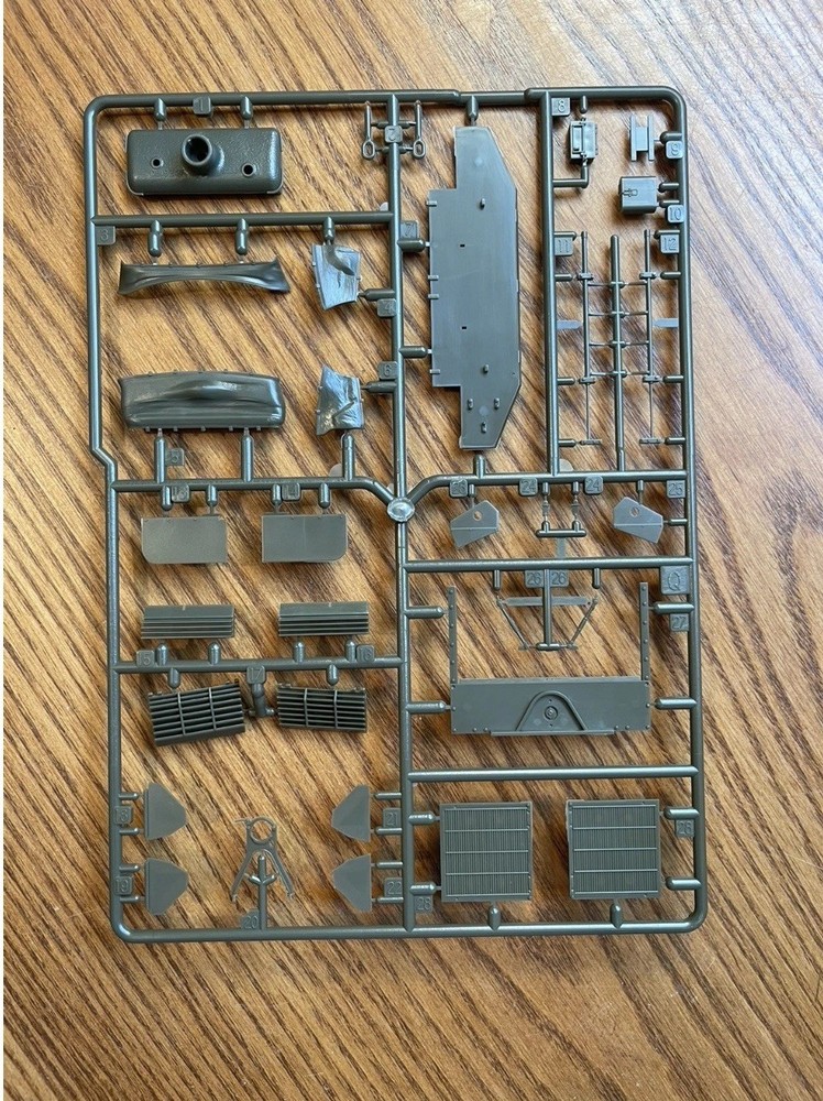 1/35 – Tasca /Asuka Late Detail Parts for HVSS Sherman Tanks. WW2 & Korea.