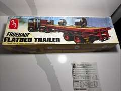 AMT 617 1/25 Fruehauf Flatbed Trailer Plastic Model Kit Unassembled New In Box