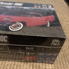 AMT ERTL ’57 Chrysler 300C 1/25 30046 Model Kit 1999 Factory Sealed