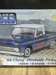 Revell 1/25 Scale Model Kit ’66 Chevy Fleetside Pickup, Brand New Sealed