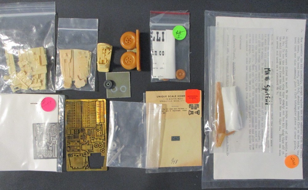 Airplane Model Kit Parts Lot 24a – Loose parts – Scale and Manufacturer unknown