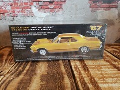 AMT 1/25 1967 Chevy Chevelle Pro Street Model Kit – Gold (AMT876) New Factory