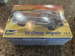REVELL LOWRIDER 1958 CHEVY IMPALA 2n1 FACTORY SEALED KIT! CIRCA 2007! VMCP!