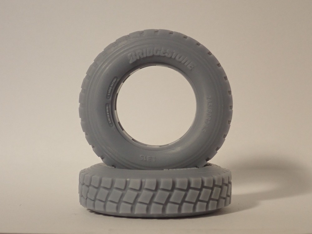 1 /25 Scale Big Rig Semi Truck 24.5″ Bridgestone L315/245 Drive Tires