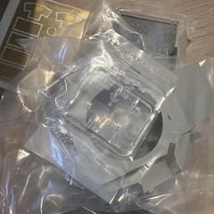 Trumpeter 1:35 Russian T-14 Armata MBT Tank Model Kit, Unassembled
