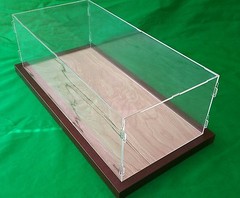 22″L x 9 3/4″W x7″H Pocher 1/8 Acrylic Display Case Showcase Wood Base 1:8 Model