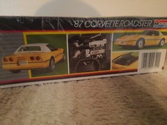 1:24 Scale Monogram Plastic Model Car Kit #2742 ’87 Corvette Roadster Unopened