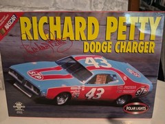 Polar Lights 1/25 Scale NASCAR Richard Petty 1974 Dodge Charger Model Kit *NEW*