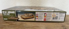 ACADEMY 13202 1/35 M1A1 Abrams “Iraq 2003″ Tank Model Kit
