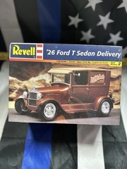 REVELL 85-2982 ’26 FORD T SEDAN DELIVERY 1/25 SCALE MODEL