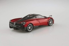 Aoshima The Super Car No.2 1/24 Scale Pagani Huayra ’12