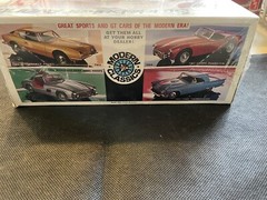 Studebaker Avanti model kit Modern Classic/AMT #T413