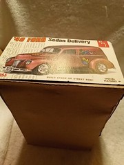 Vintage AMT ’40 FORD Sedan Delivery Stock or Street Rod Model Unbuilt Open Box