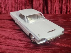 1964 Wimbledon White Ford Thunderbird T-Bird AMT Dealer Promo Friction Model Car