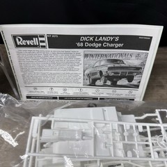 M26d Revell 1/25 85-2373 Dick Landy’s 68 Dodge Charger Winter National Model Kit