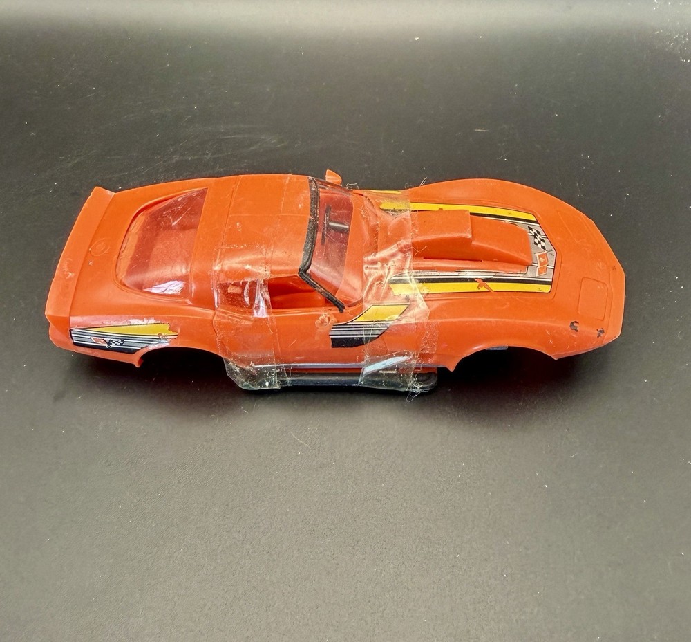 VINTAGE 1980s MONOGRAM CHEVY CORVETTE CAR SNAP TITE MODEL KIT PROJECT