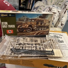 Hasegawa World War II 8 Ton Half Track Model Kit No. 711 1/72 Scale/sealed