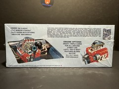 AMT 861 Chevrolet Corvette Split Window Sting Ray 454 1:25 Model 2n1 2015 Sealed