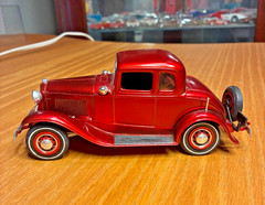 1932 FORD V8 COUPE AMT MODEL KIT ” BUILT “
