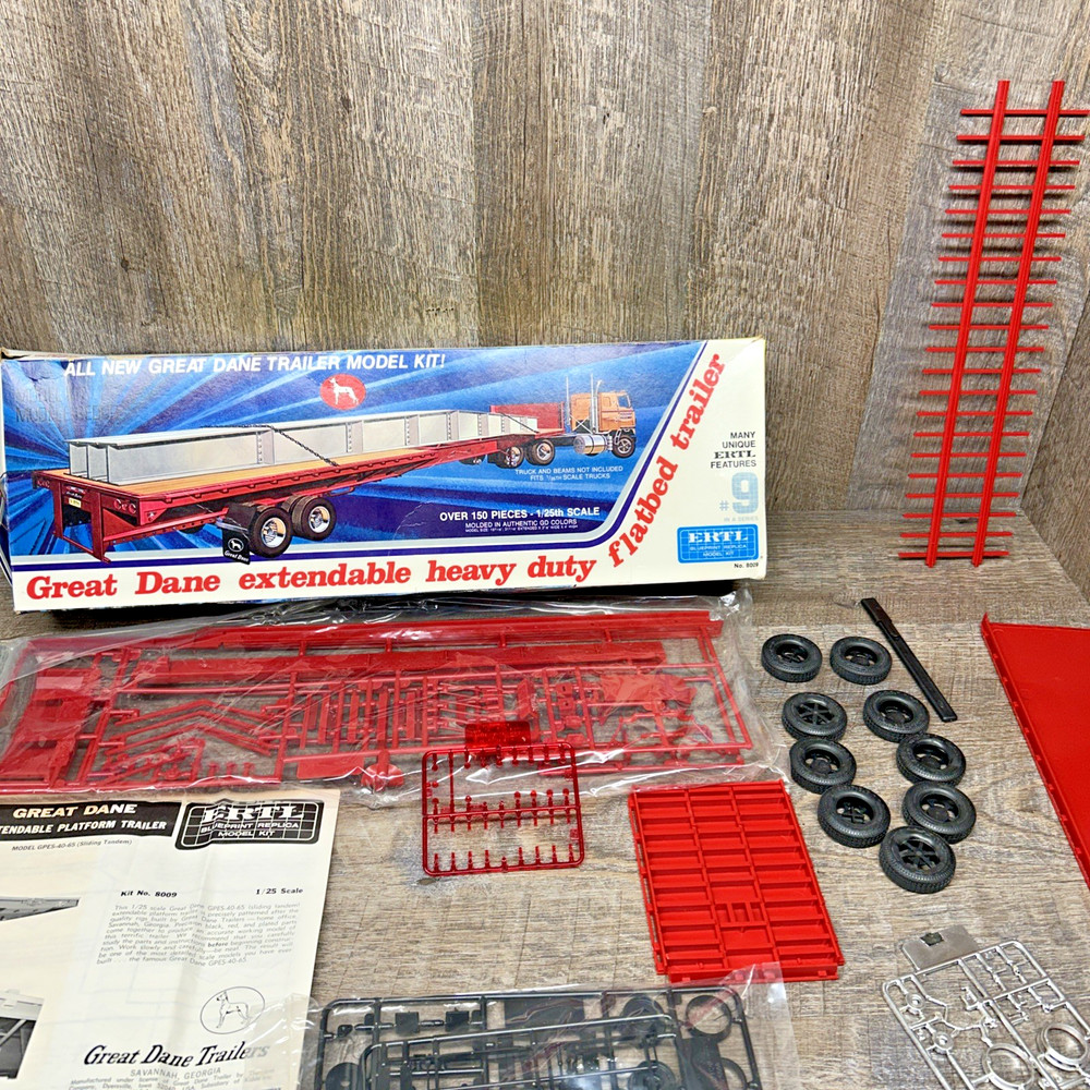 Model Semi Kit Great Dane Extendable Heavy Duty Flatbed Trailer Used
