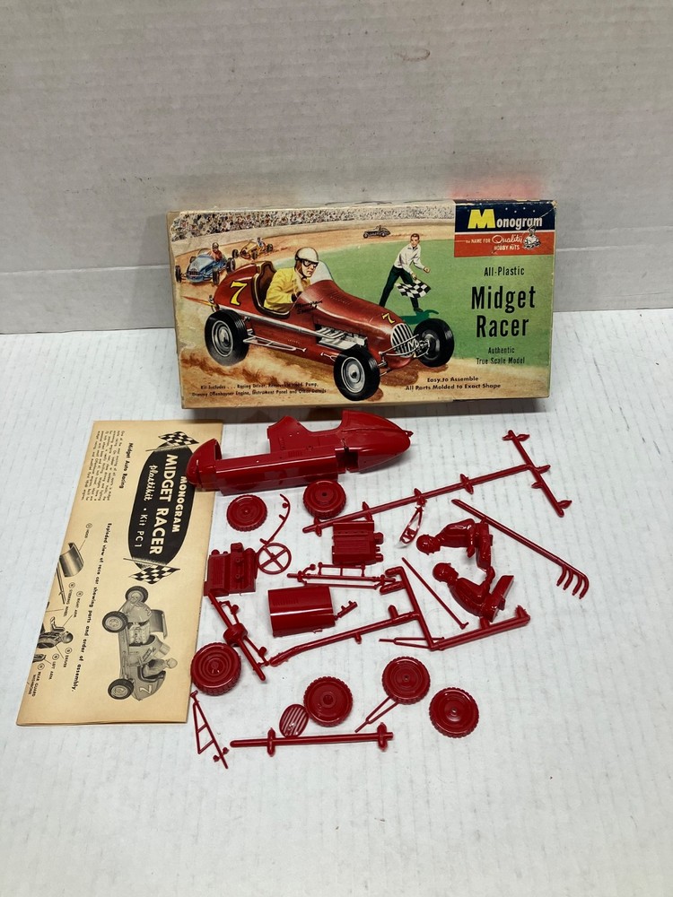 VINTAGE ORIGINAL 1956 MONOGRAM 1/25 SCALE PC-1 MIDGET RACER JUNKYARD PARTS KIT