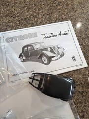 HELLER 1/24 SCALE CITROEN 15 CV FACTORY SEALED INSIDE KIT! CIRCA 2000’s! VMCP!
