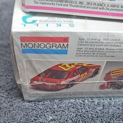 Lot Of 2 – Monogram Model Cars Skill 1 & 2. NASCAR 1:24 & 1:32 Ford Thunderbird