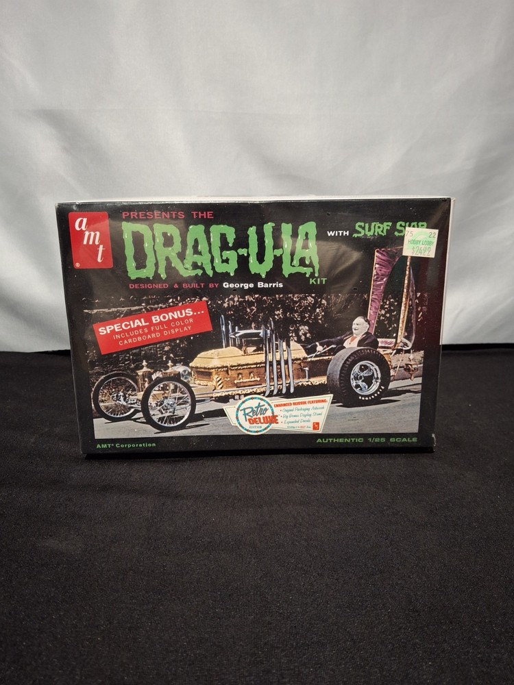 AMT The Munsters Drag-U-La 1/25 Model Kit George Barris Retro Deluxe Sealed
