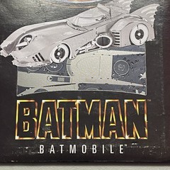 Metal Earth BATMAN The Dark Knight Bat Signal Batmobile 2 DIY Puzzles Models
